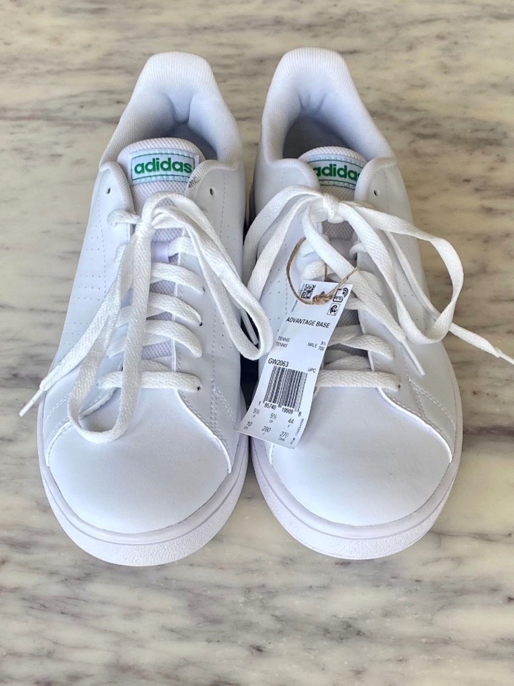 Men's Adidas White Advantage Sneakers NWT, Size 10